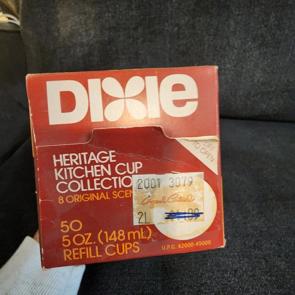 1981‎ Dixie Heritage Kitchen 50- 5oz Refill Cups Original Scenes